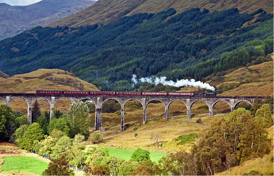 说明: http://image.honglingjin.co.uk/2013/03/Glenfinnan-viaduct-003.jpg