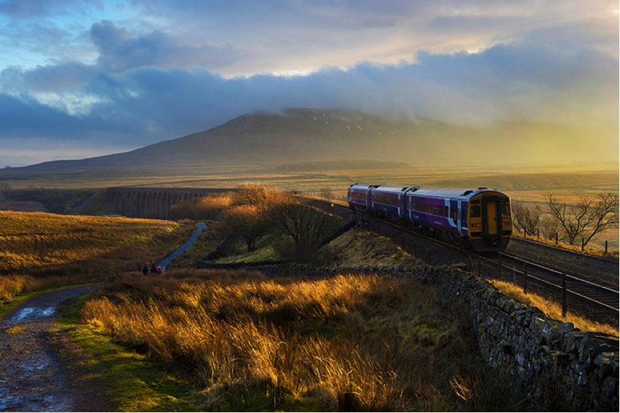 说明: http://image.honglingjin.co.uk/2013/03/A-train-approaches-Ribble-005.jpg